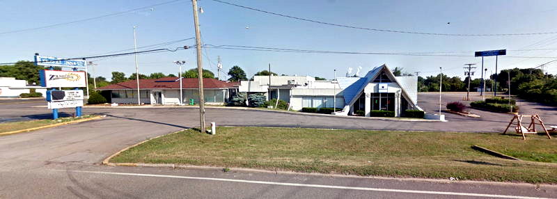 Howard Johnsons Motor Lodge (Econo Lodge, Economy Inn, Days Inn) - Street View